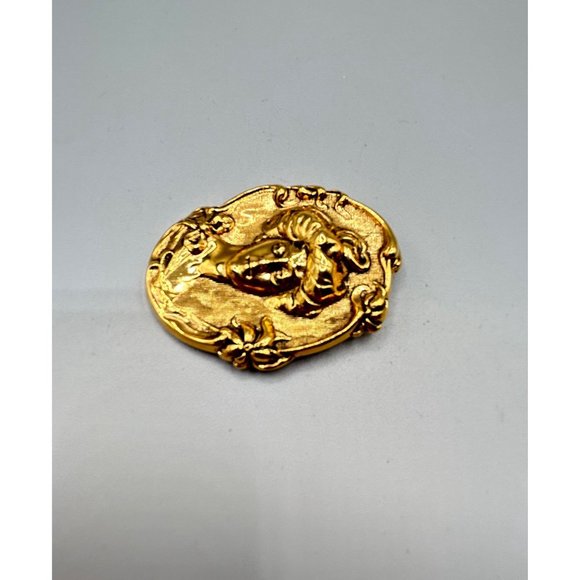 Gibson Girl Dimensional Repousse Gold Tone Art Nouveau Victorian Inspired Brooch - Picture 2 of 6